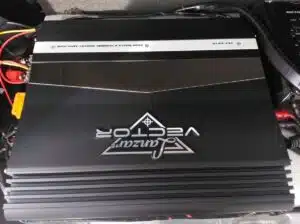 Lanzar 4-Channel High Power MOSFET Amplifier