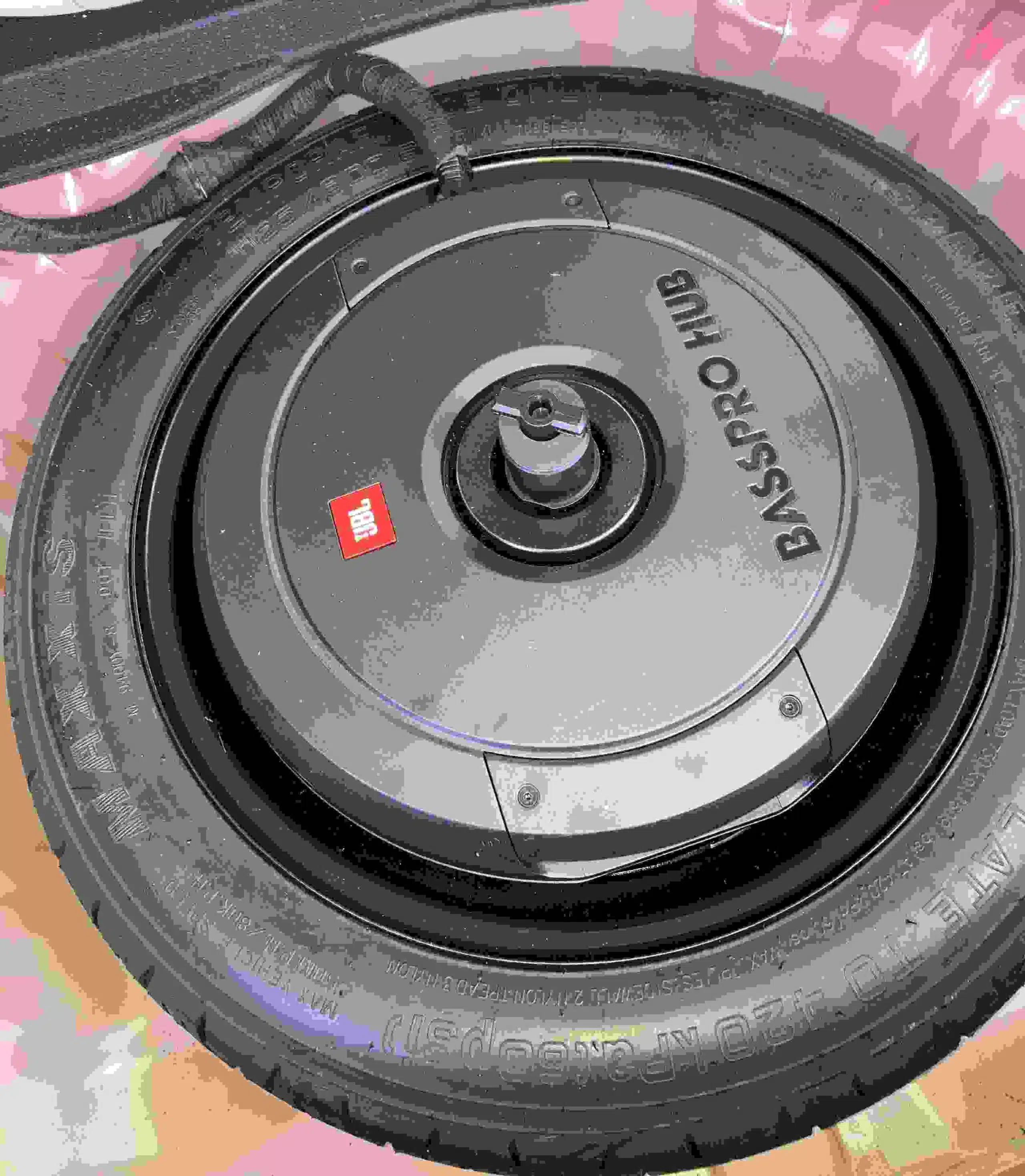 JBL Basspro Hub scaled