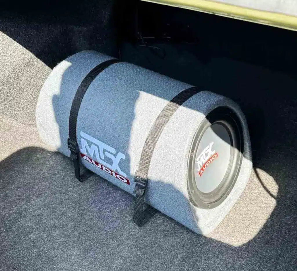 MTX Audio RT8PT Universal Powered Subwoofer